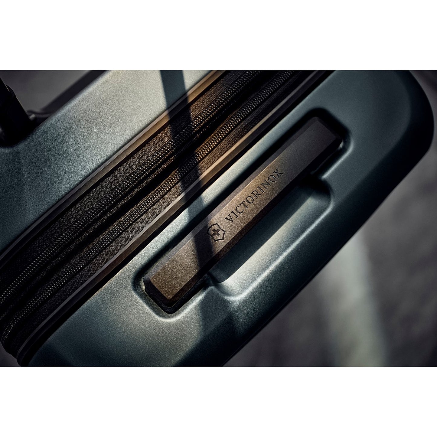 Victorinox Airox Advanced Medium Case black