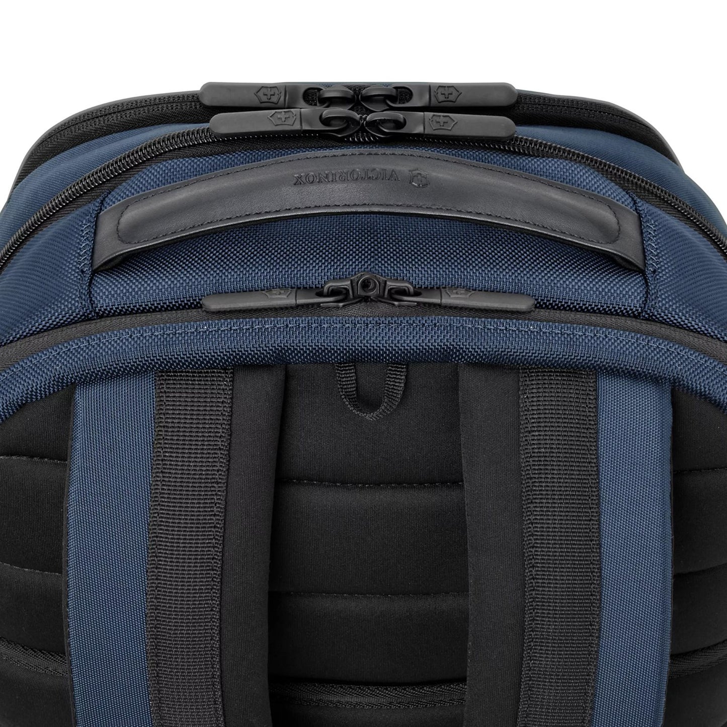 Victorinox Altmont Professional Deluxe Travel Laptop Backpack navy blue