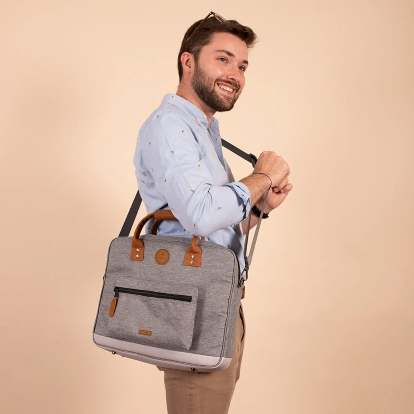 Cabaia Adventurer Messenger Bag Medium zurich