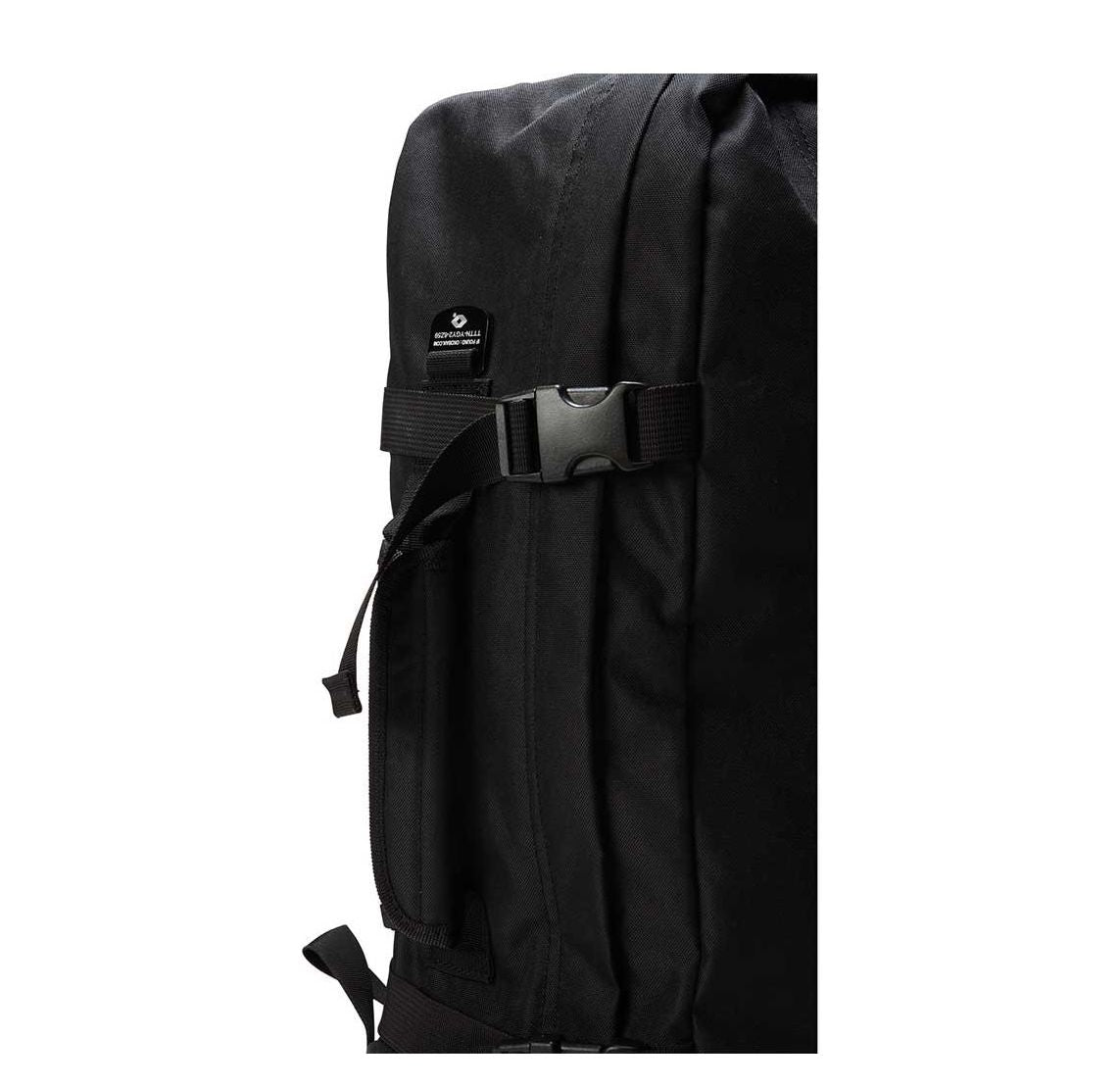 CabinZero Classic 36L Ultra Light Cabin Bag absolute black