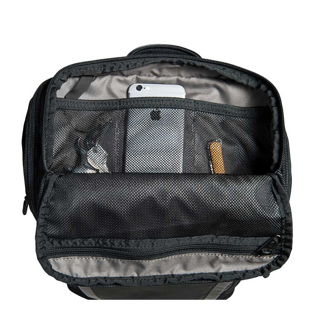 Victorinox Altmont Professional Fliptop Laptop Backpack black