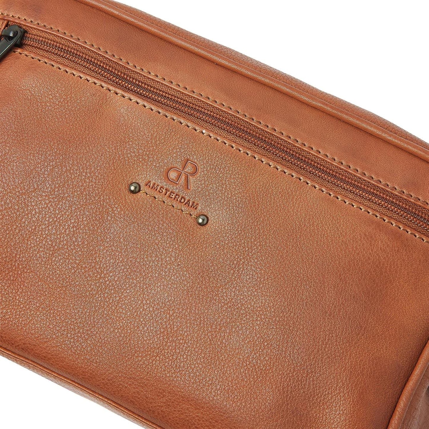 dR Amsterdam Solace Toilet bag camel