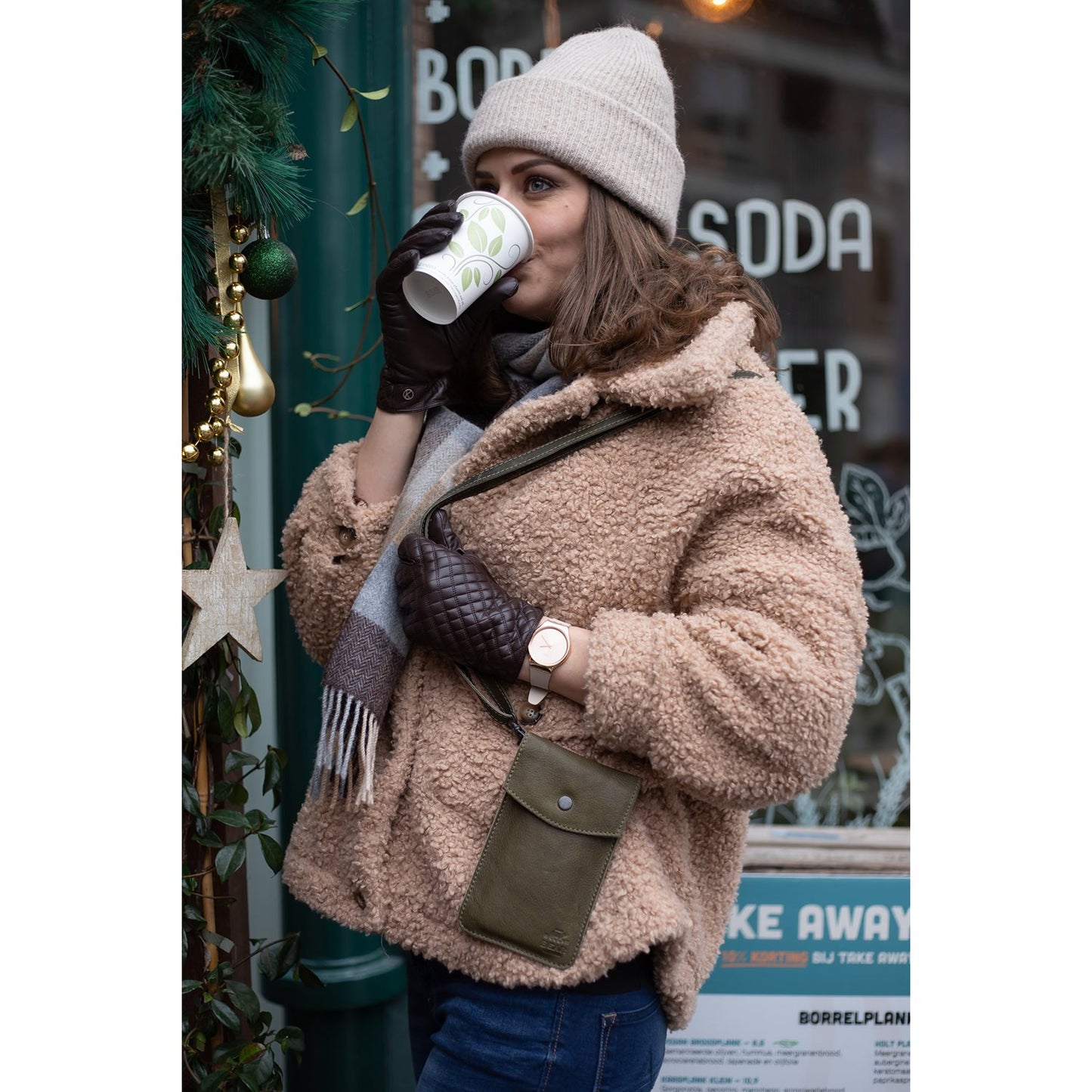 Bear Design Priya Telefoontasje cognac