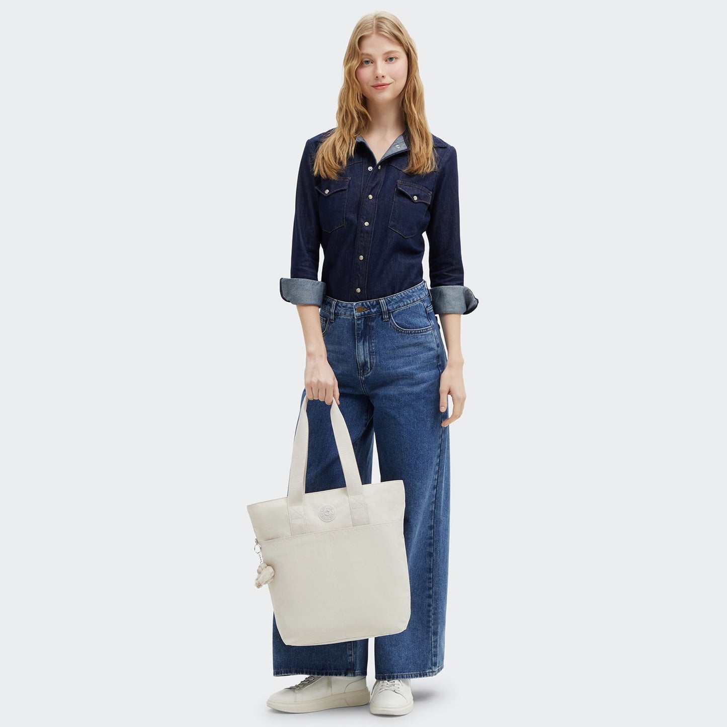 Kipling Hanifa hideaway beige