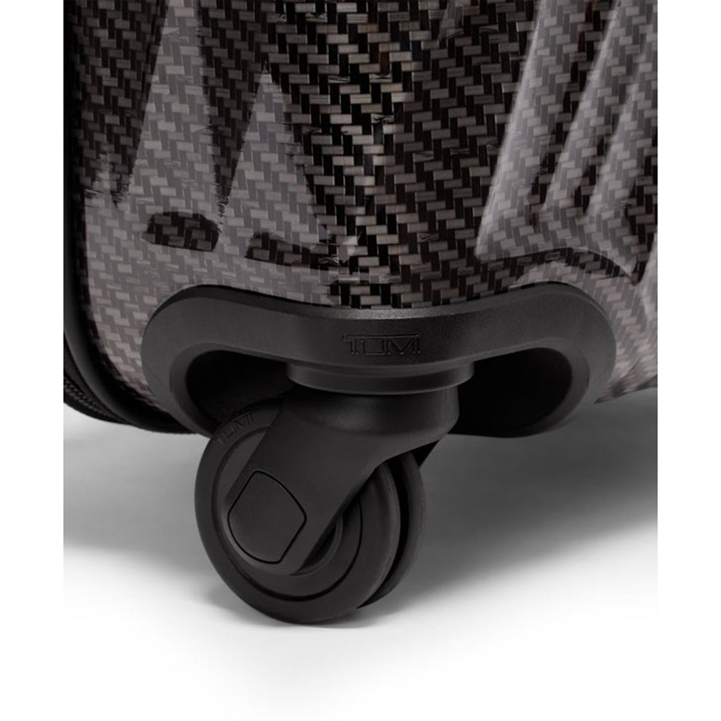 TUMI 19 Degree Lite International Carry-On black graphite