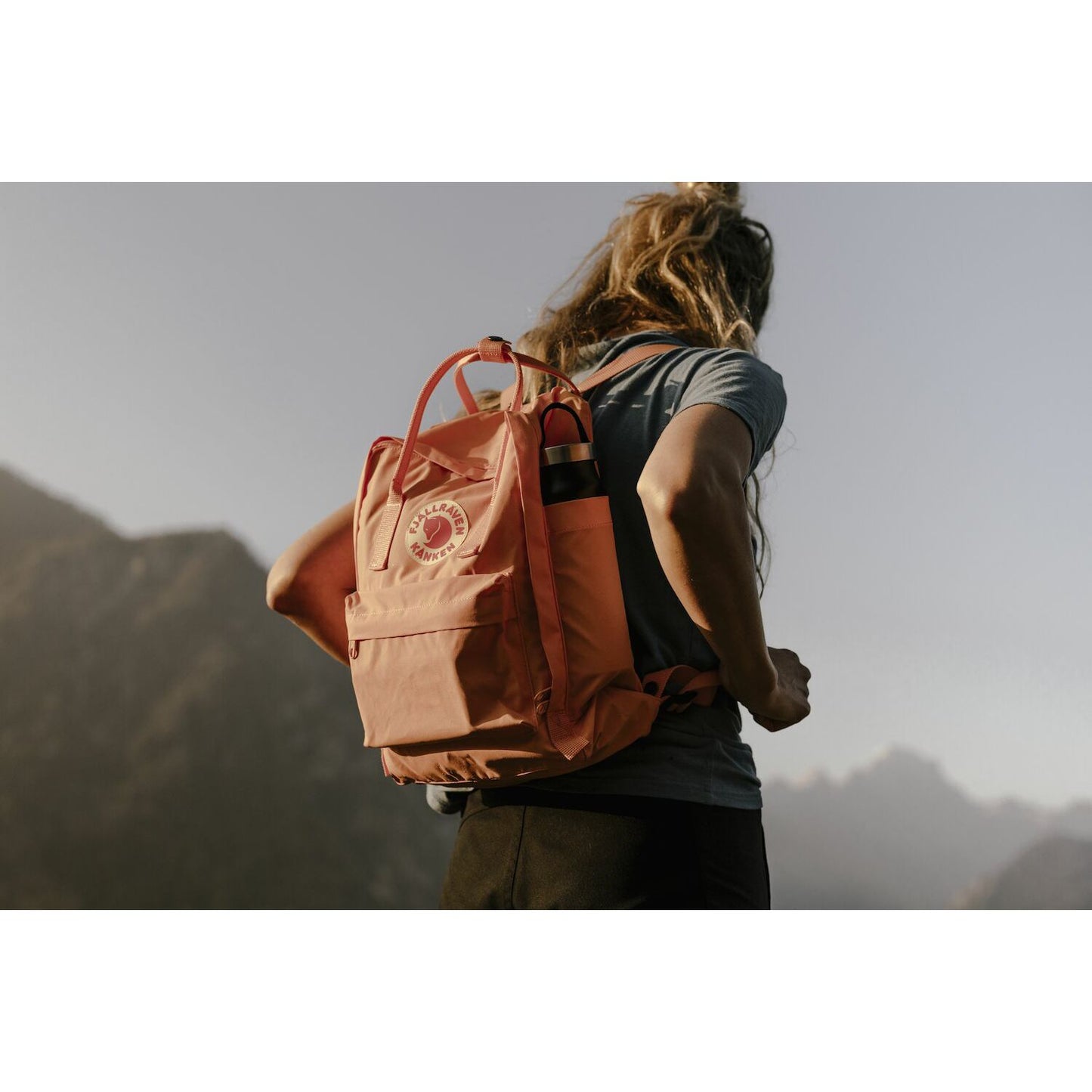 Fjallraven Kanken peach pink