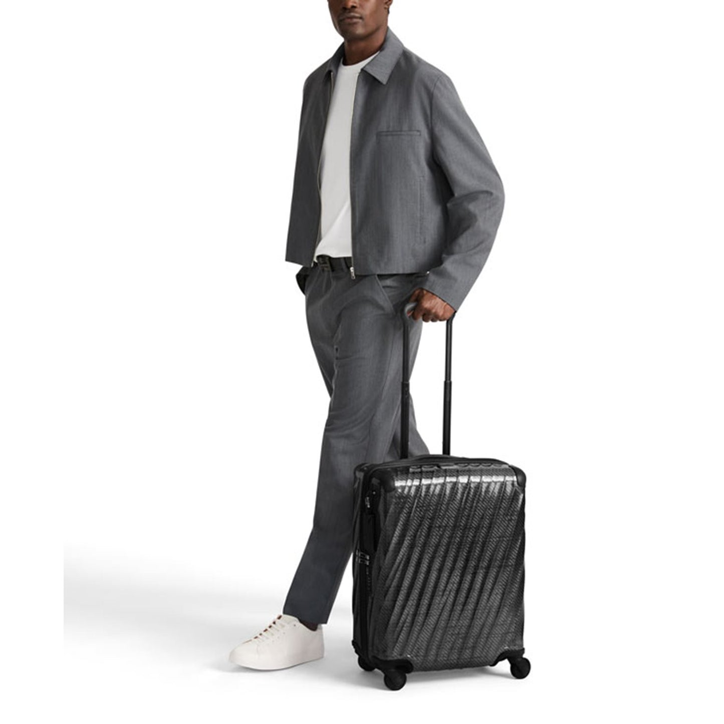 TUMI 19 Degree Lite Continental Carry-On titanium grey