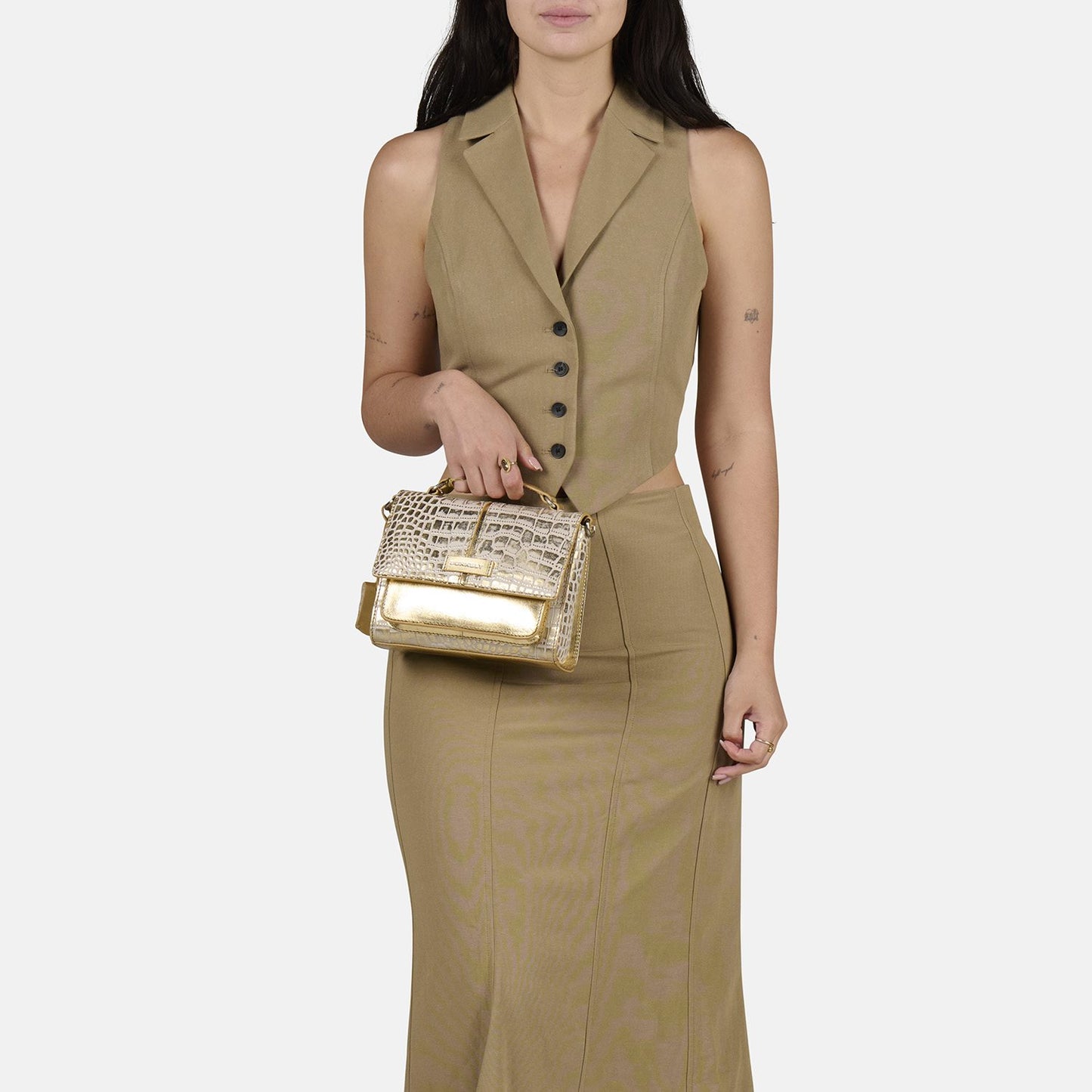 Burkely Cool Colbie Citybag Small gold grandeur