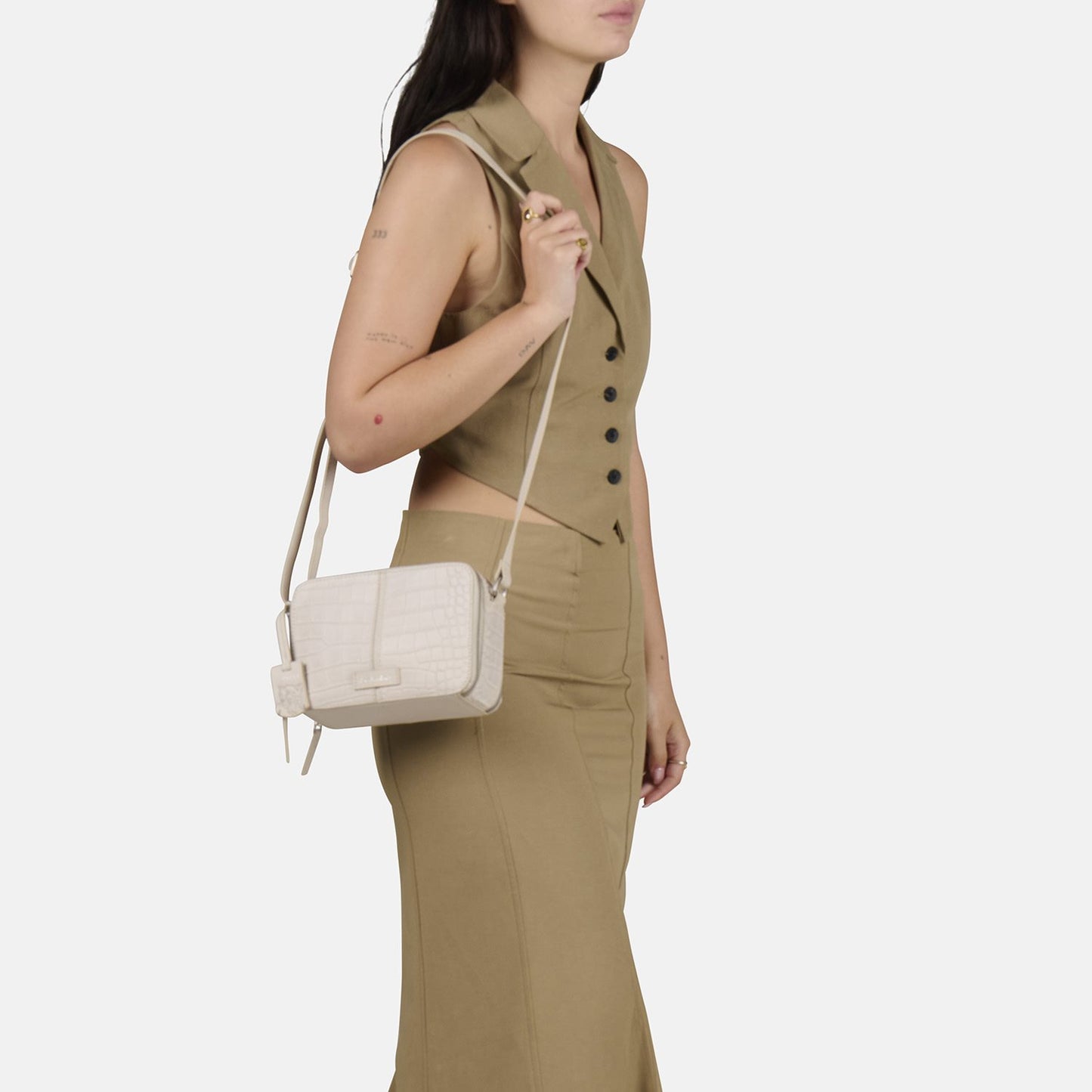 Burkely Cool Colbie Box Bag chalk white