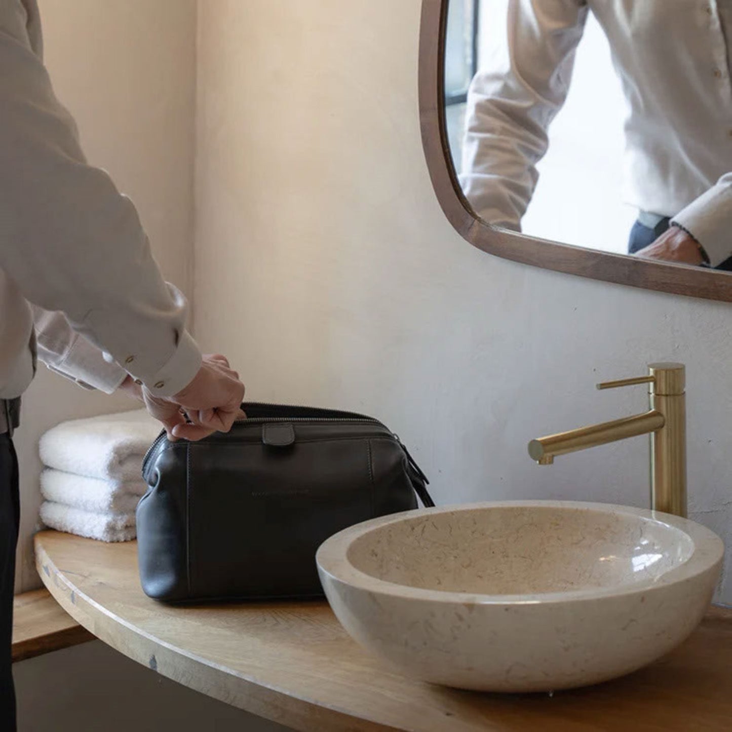 The Chesterfield Brand Biassa Toilet bag black