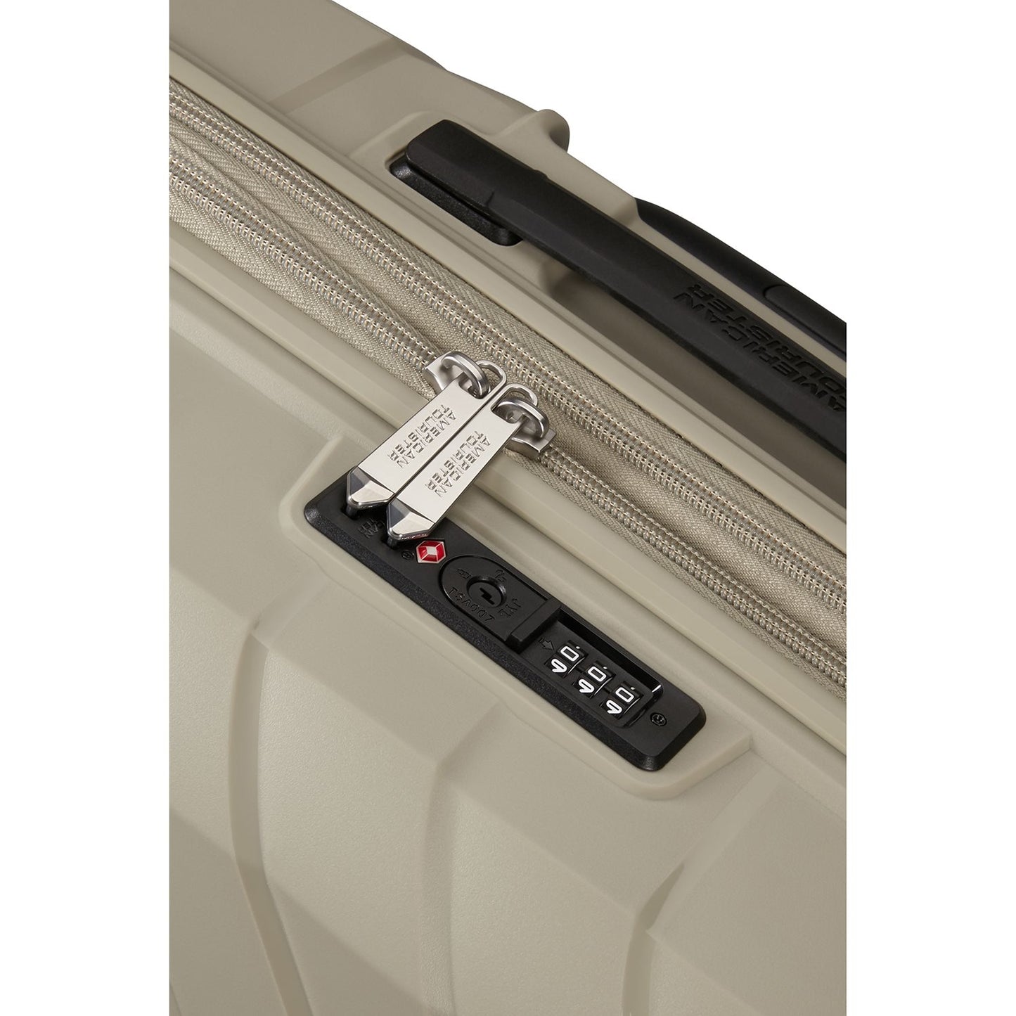 American Tourister Flytwist Spinner 78/29 TSA Expandable sandstone