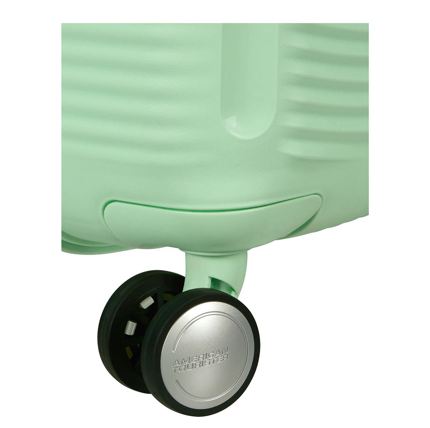 American Tourister Soundbox Spinner 67/24 TSA Expandable pastel green