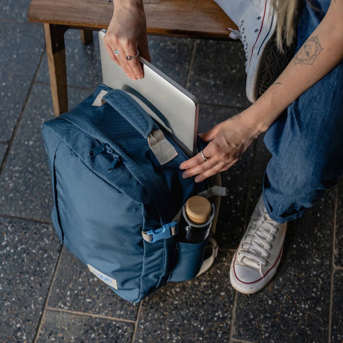 CabinZero Classic 28L Ultra Light Cabin Bag Tech blue grotto