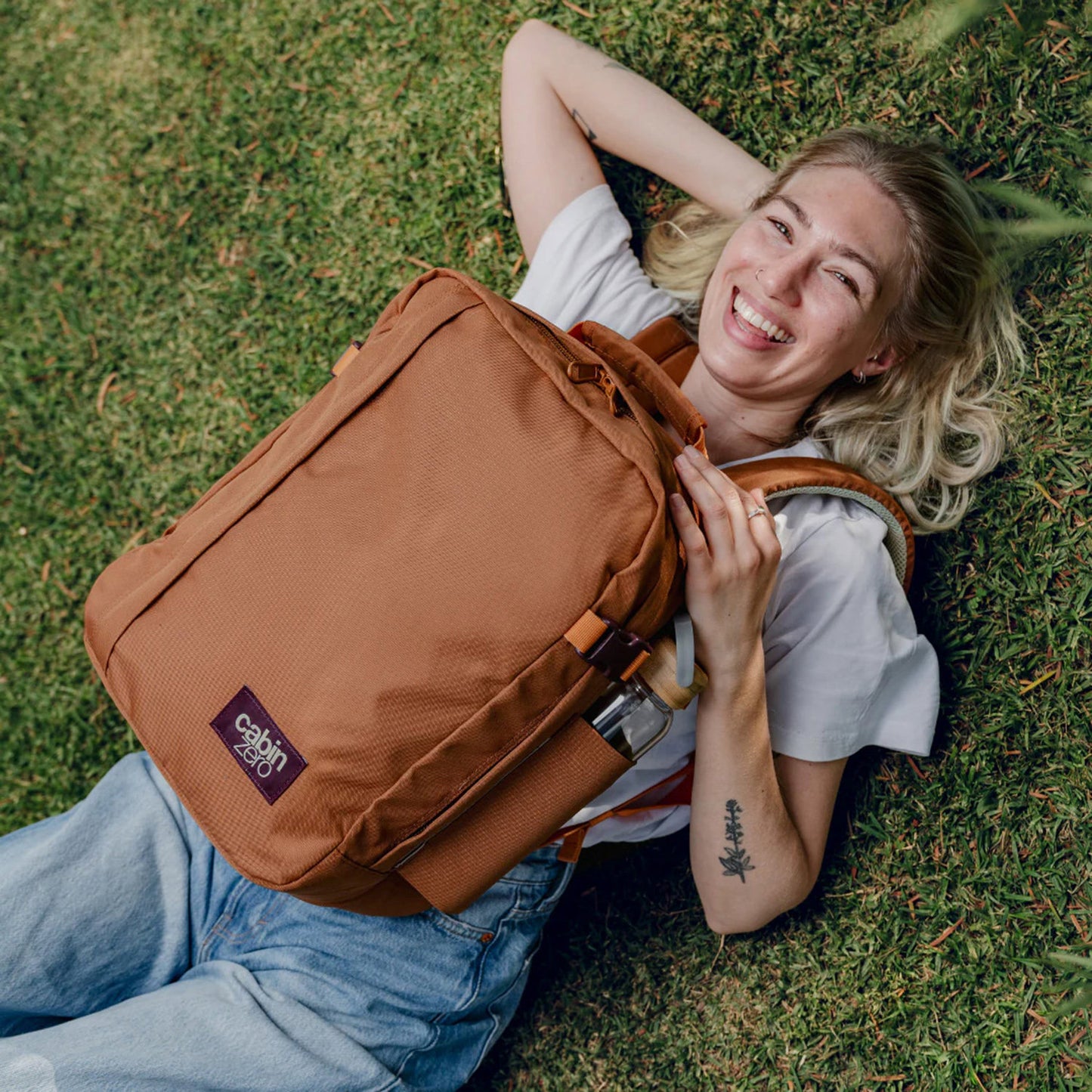 CabinZero Classic 28L Ultra Light Cabin Bag Tech cinnamon