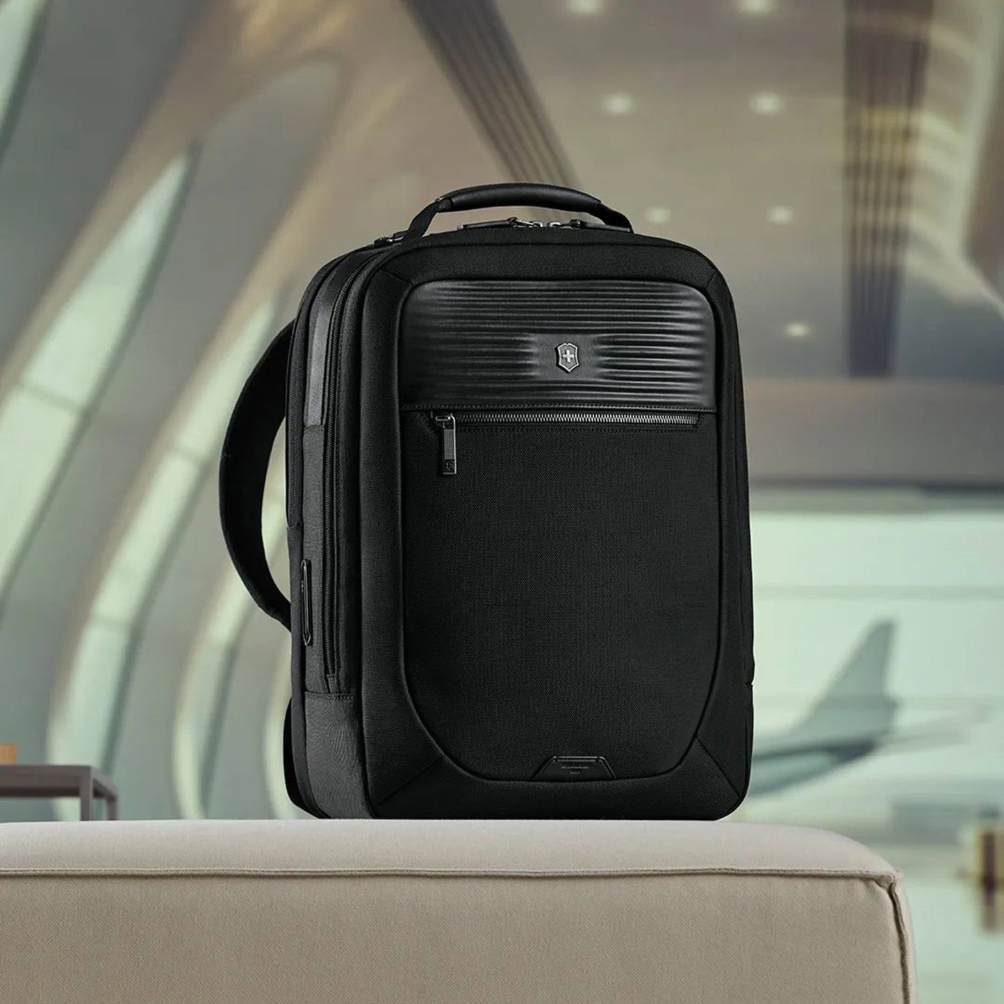 Victorinox Mythic Deluxe Backpack black
