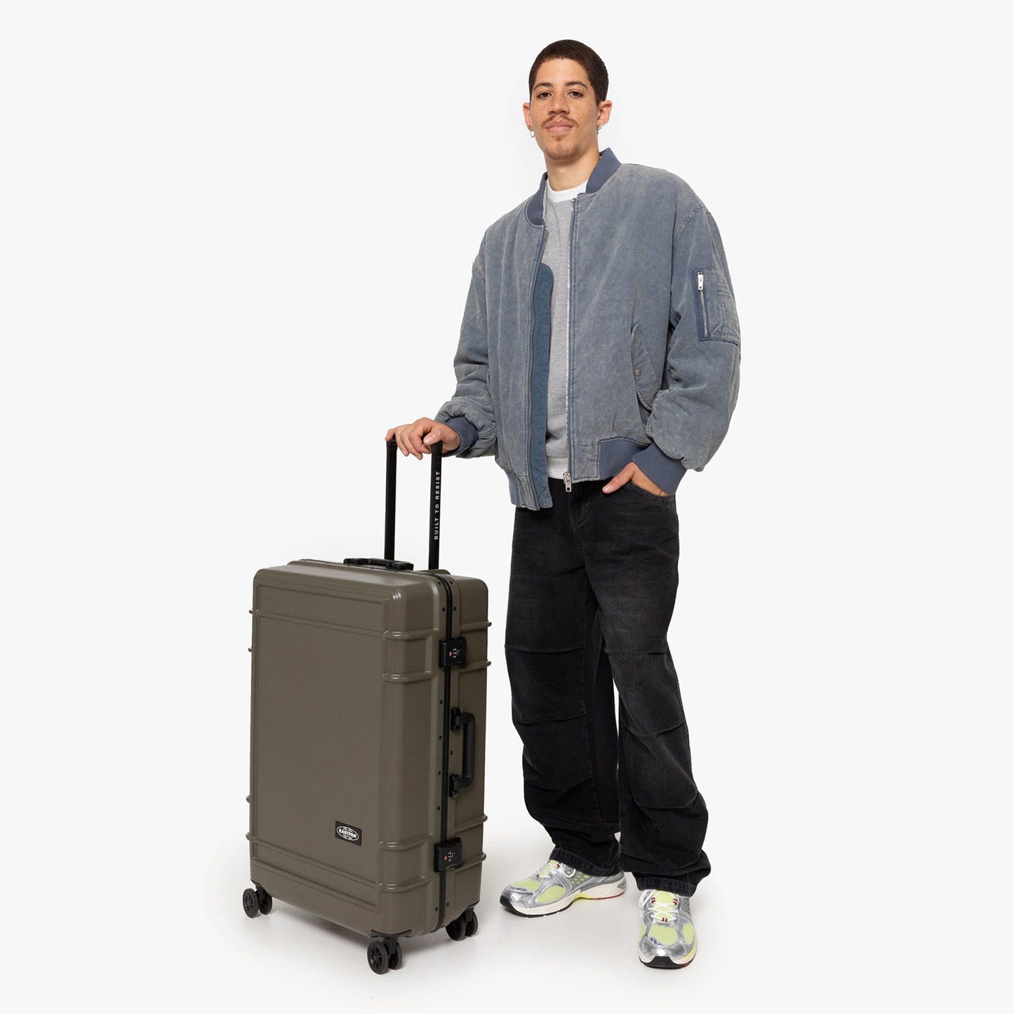 Eastpak Resist'r Case 4 Wheel Trolley L 78 army olive