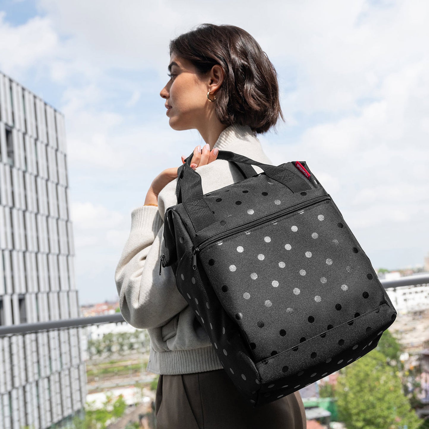 Reisenthel Travelling Allrounder R glossy dots black