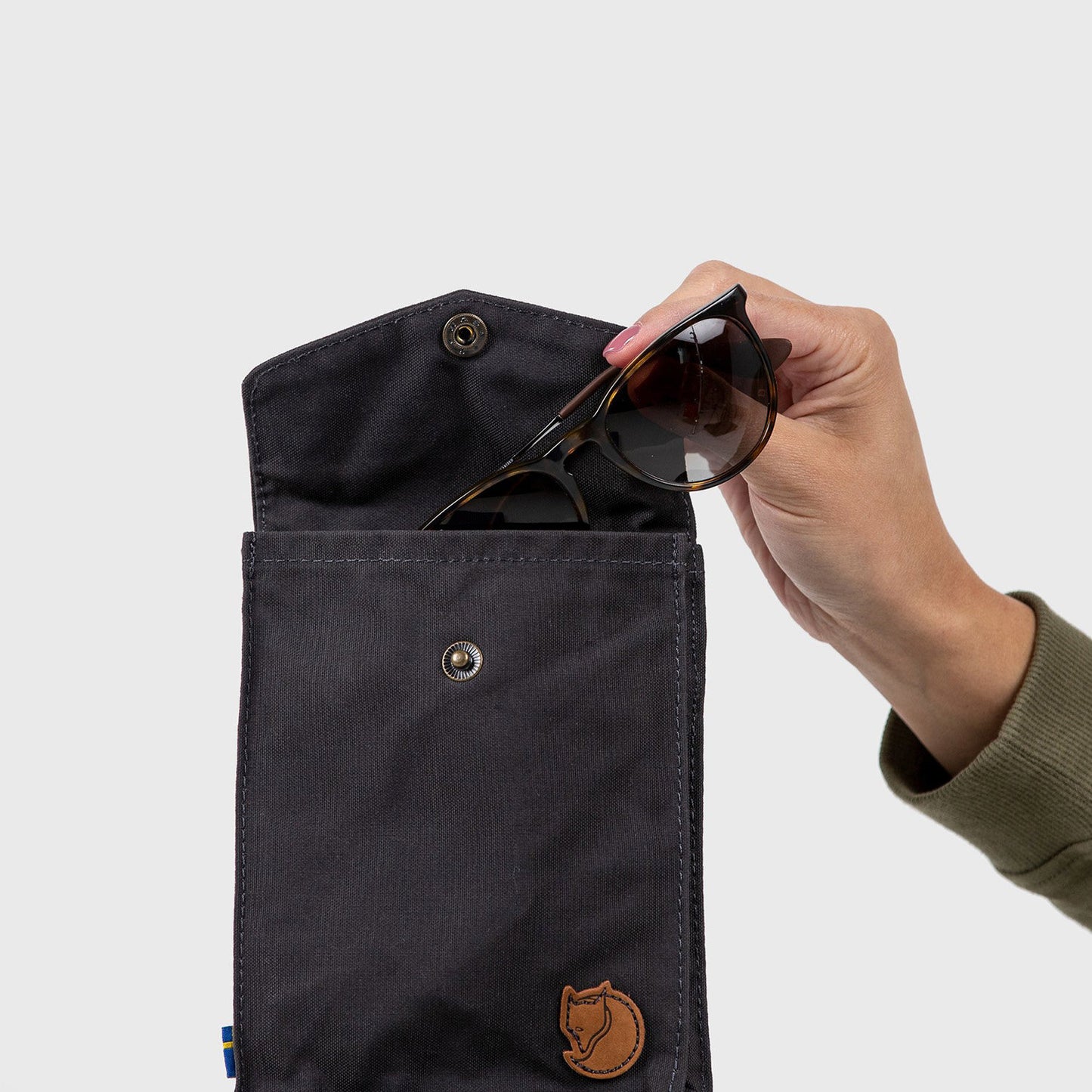 Fjallraven Pocket Shoulderbag mesa purple