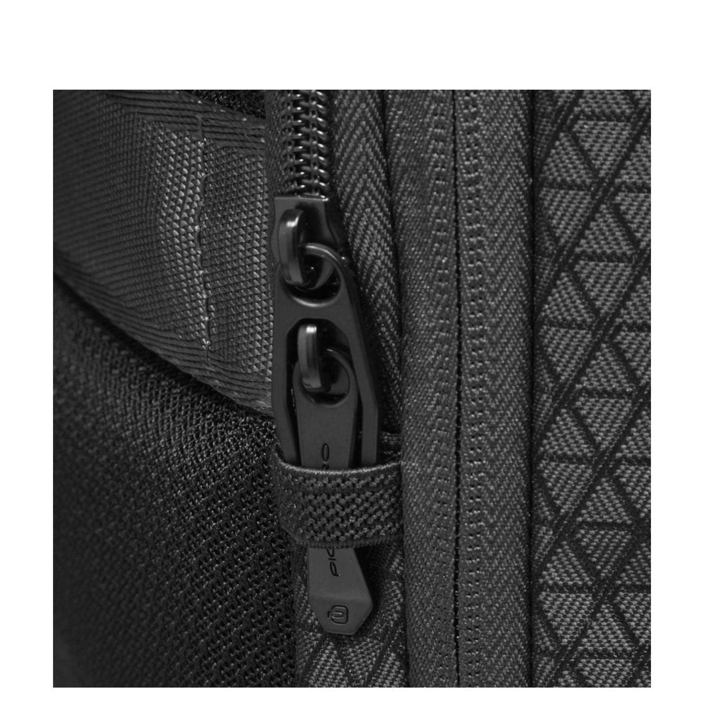 Piquadro W139 Modular Travel Laptop Backpack nero