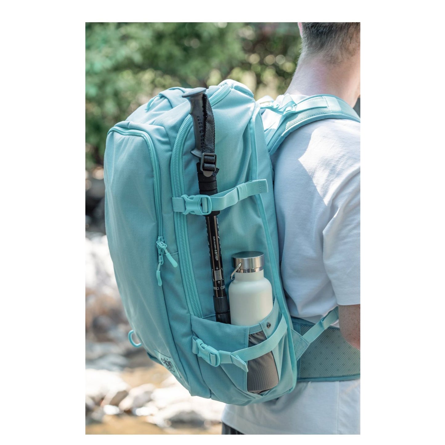 CabinZero Adventure Pro 42L Cabin Backpack maldives blue
