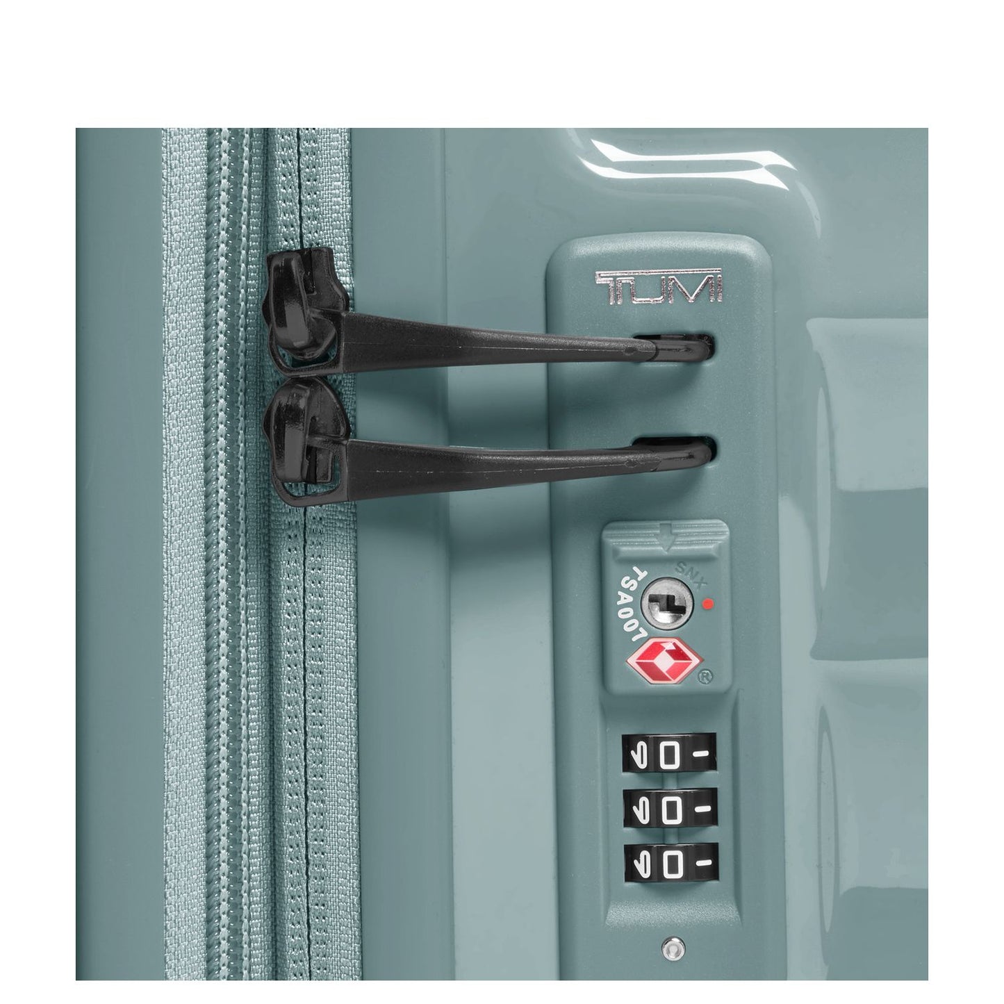 TUMI 19 Degree Intl Exp 4 Whl C/O thyme