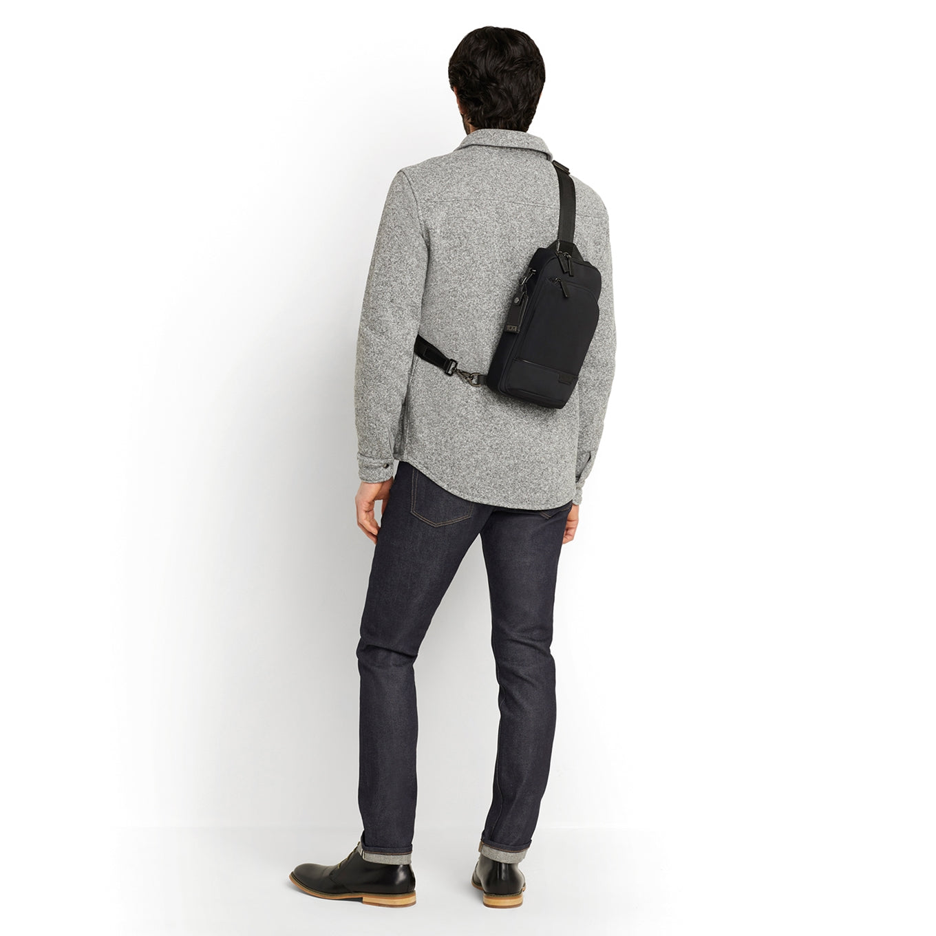 TUMI Harrison Gregory Sling dark charcoal