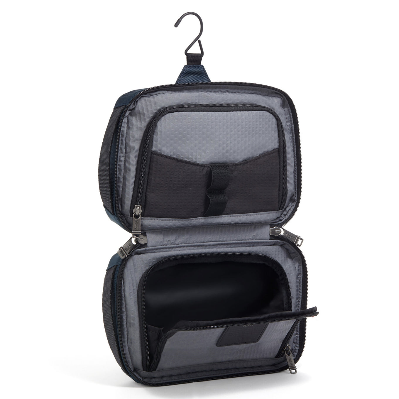 TUMI Alpha Bravo Reno Response Travel Kit navy