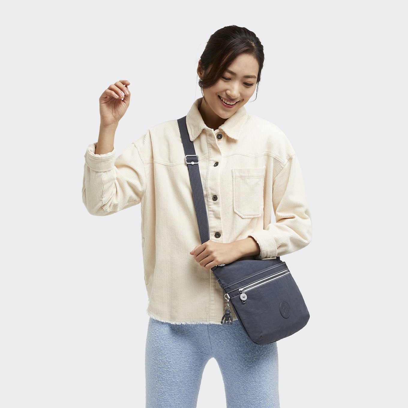 Kipling Arto signature emb