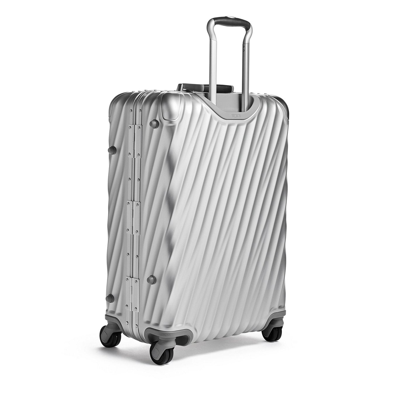 TUMI 19 Degree Aluminium Short Trip Packing Case silver