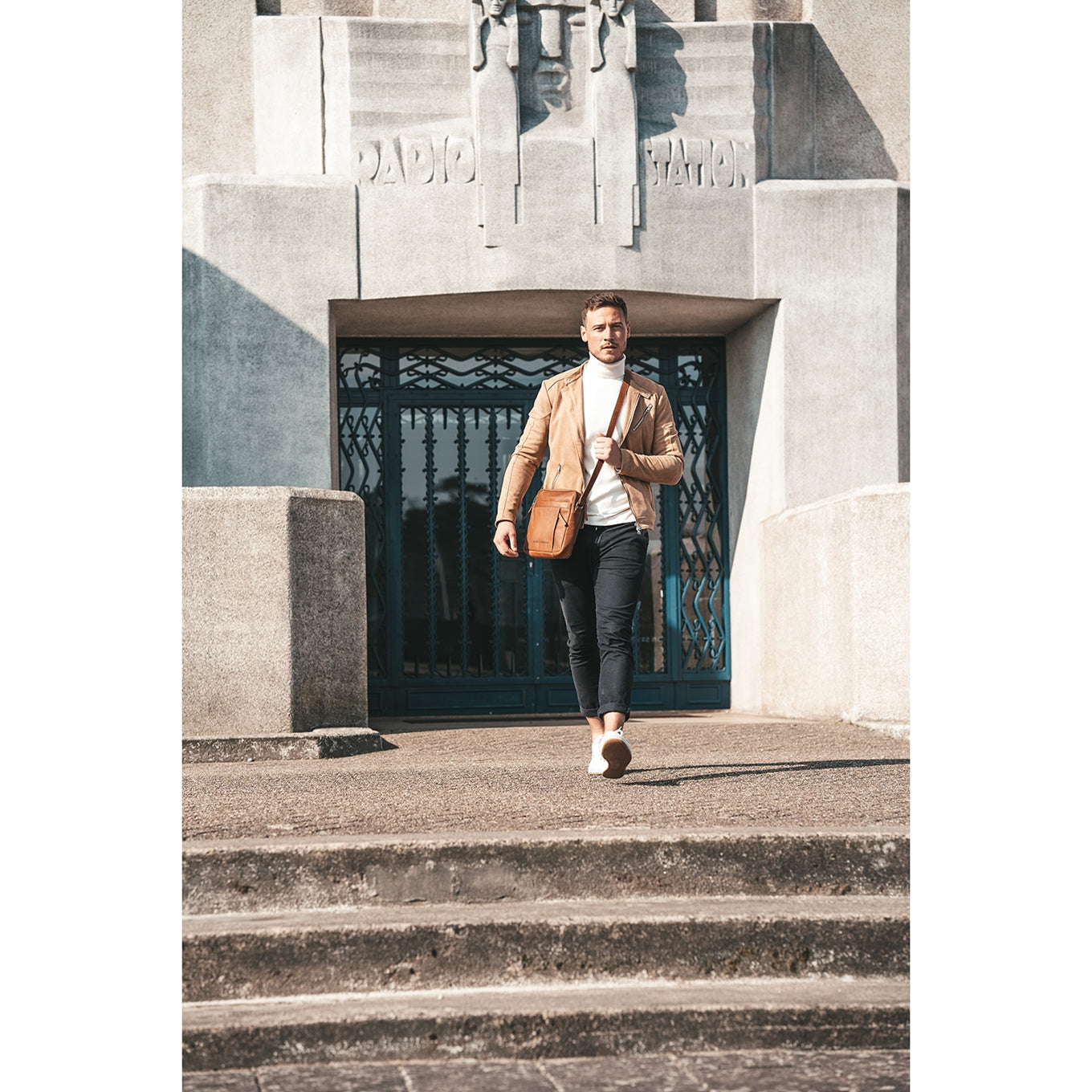 The Chesterfield Brand Alva Shoulderbag cognac