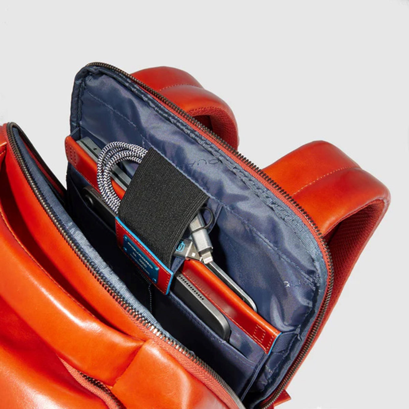 Piquadro B2 Laptop Rucksack 14" brauner Rucksack