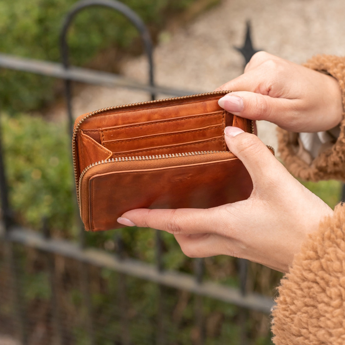 Bear Design Marijn Wallet black