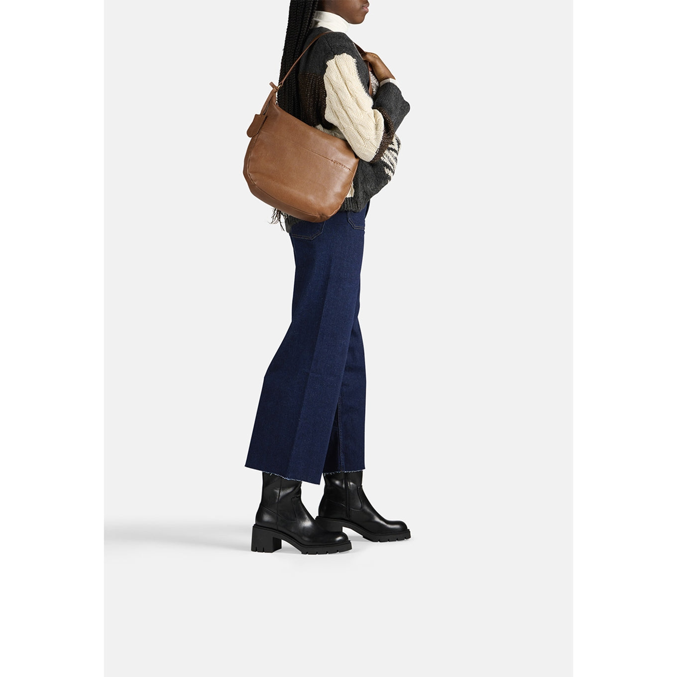 Burkely Natural Norah Hobo Round cognac