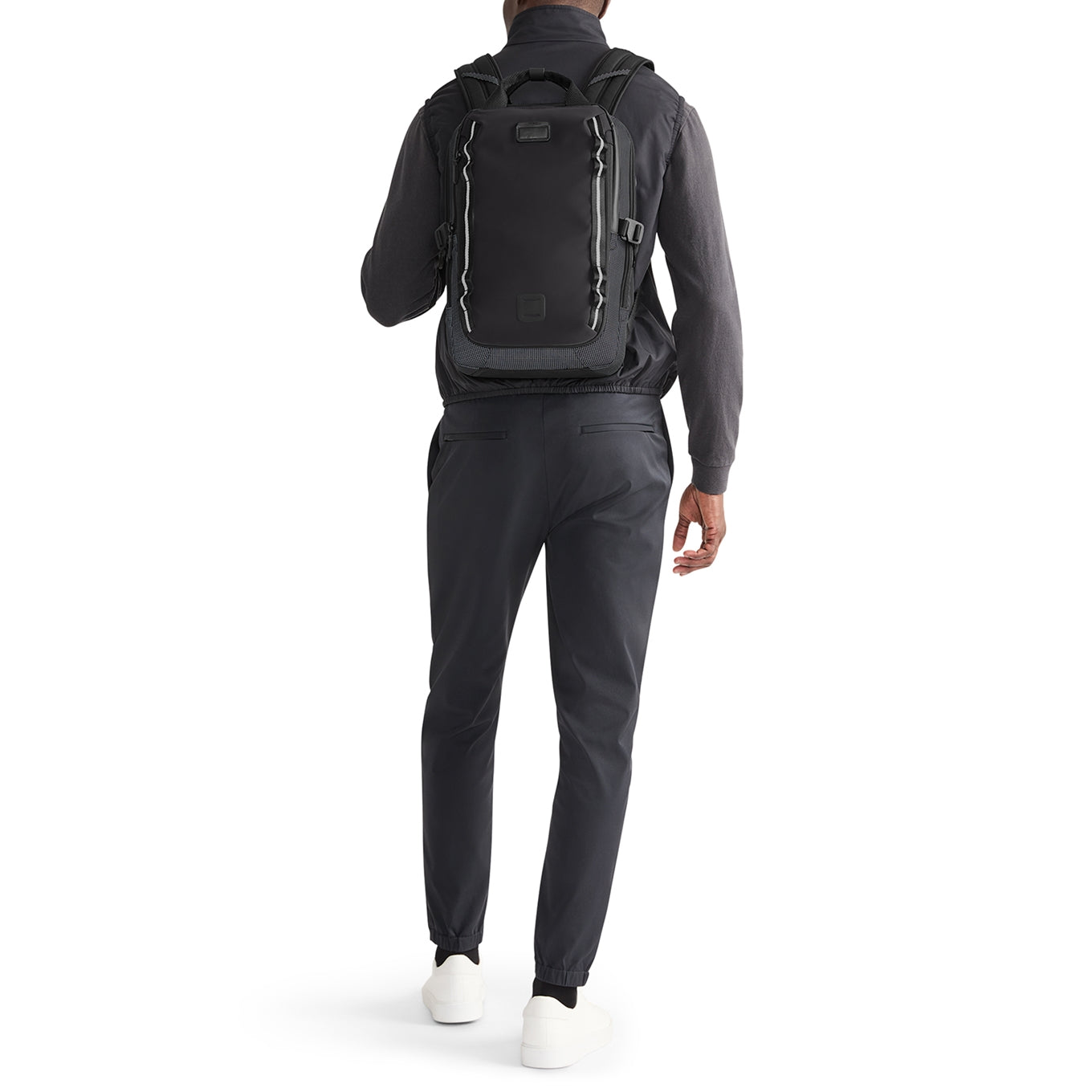 TUMI Alpha Bravo Tour Biking Backpack dark obsidian