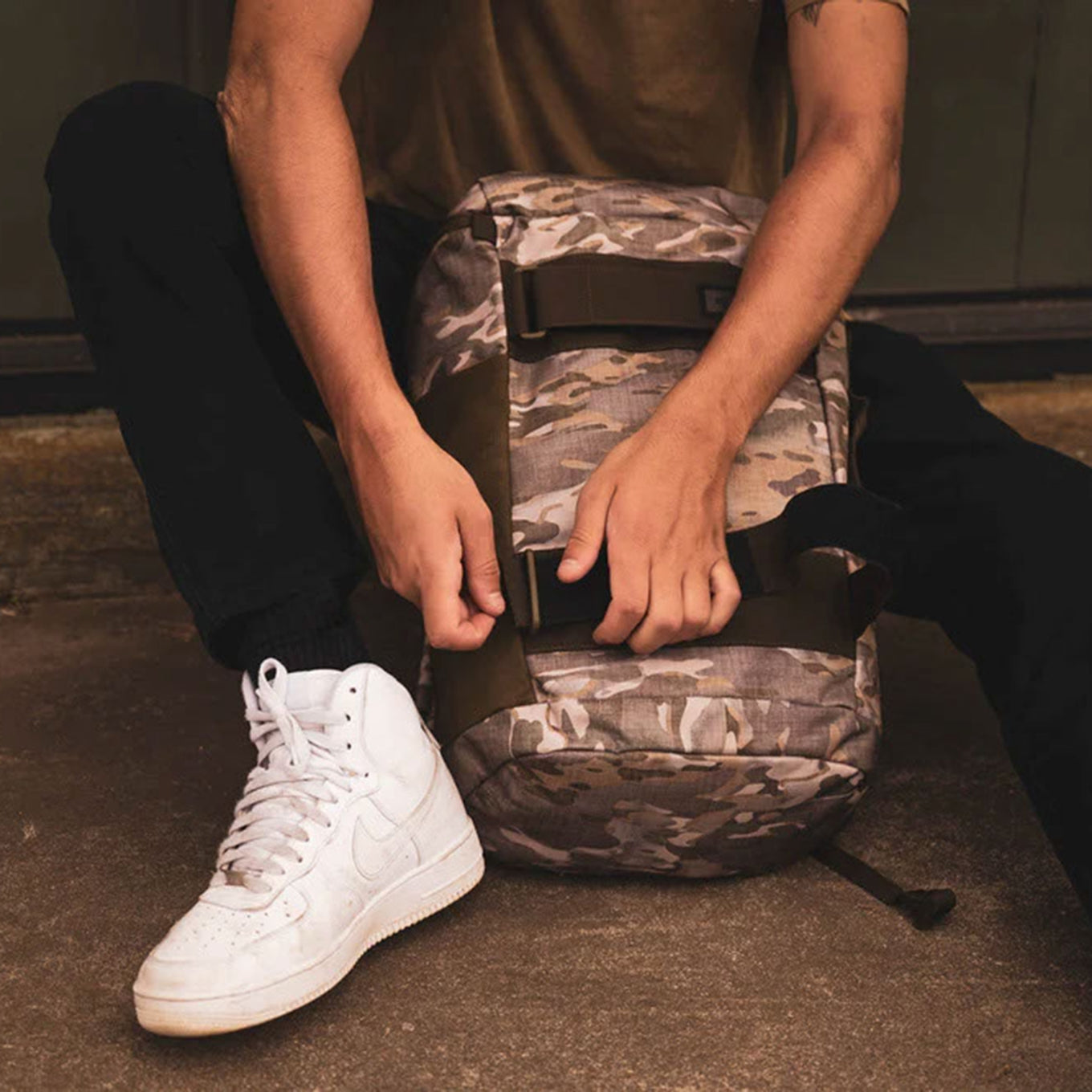 Dakine Mission Street Pack 25L naval academy