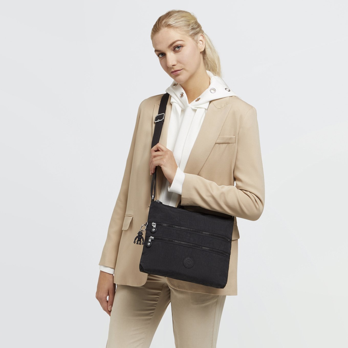 Kipling Alvar black noir Women's bag