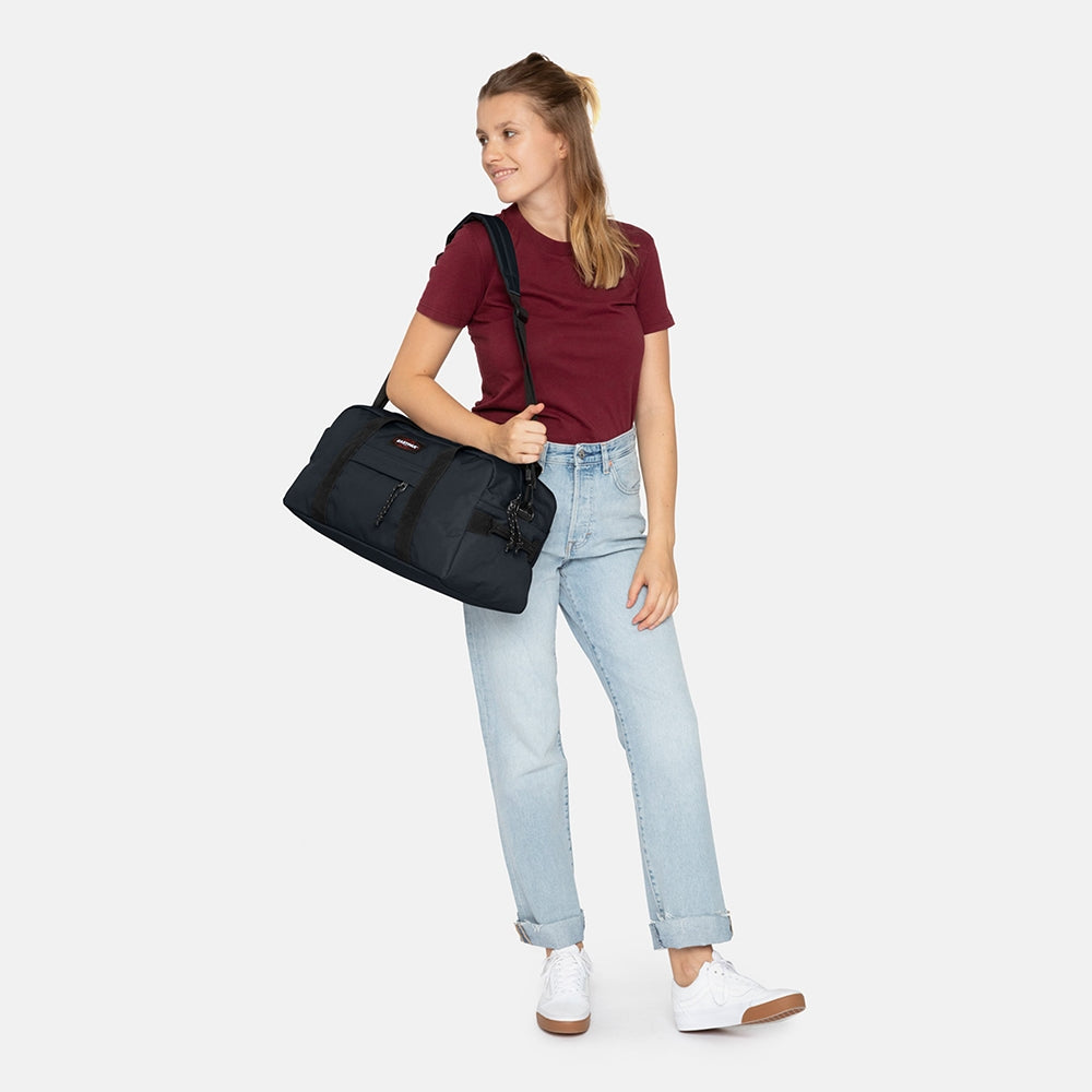 Eastpak Compact + Reisetasche schwarz Wochenendtasche