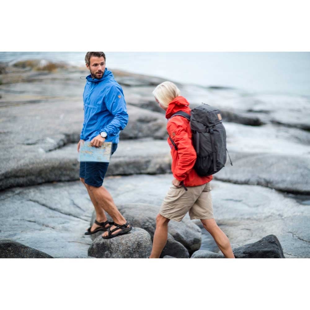 Fjallraven Kaipak 38W stone grey