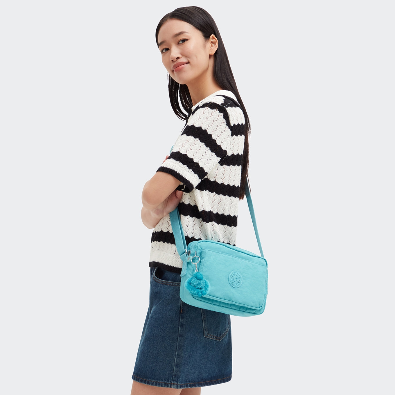 Kipling Abanu M deepest aqua Women's bag