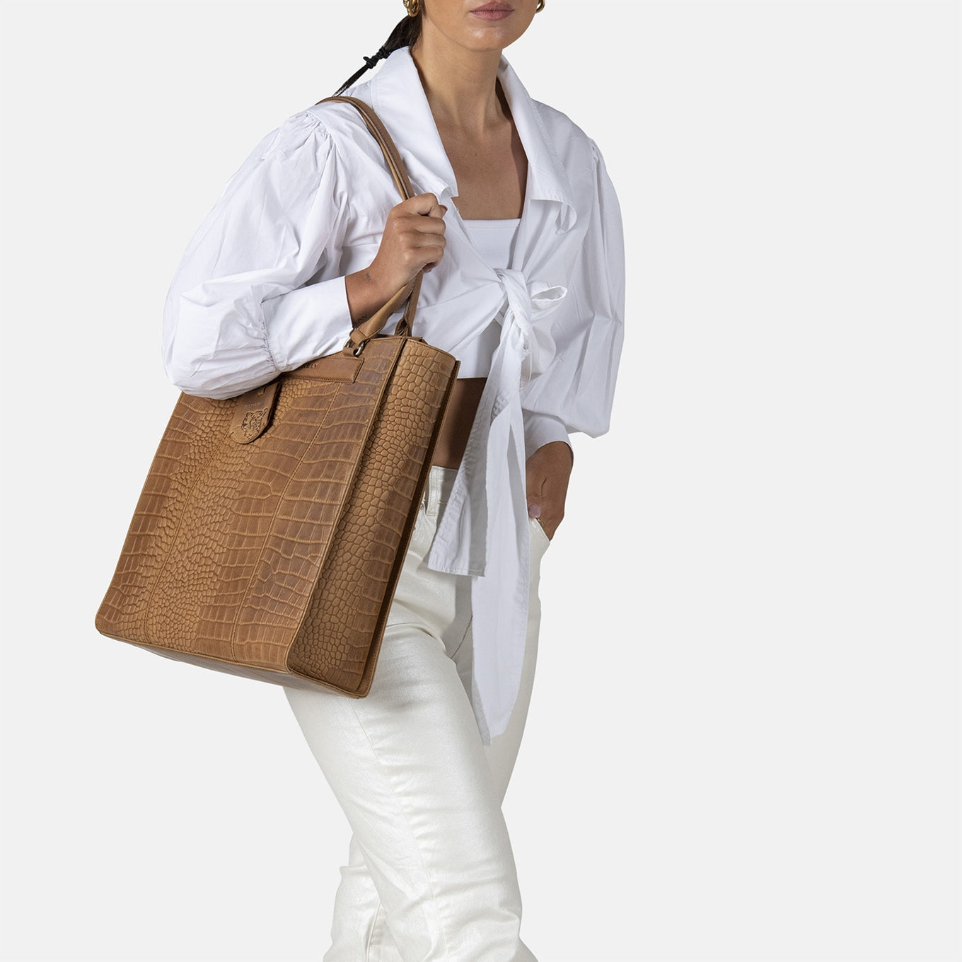 Burkely Casual Cayla Shopper 14" frischer Cognac