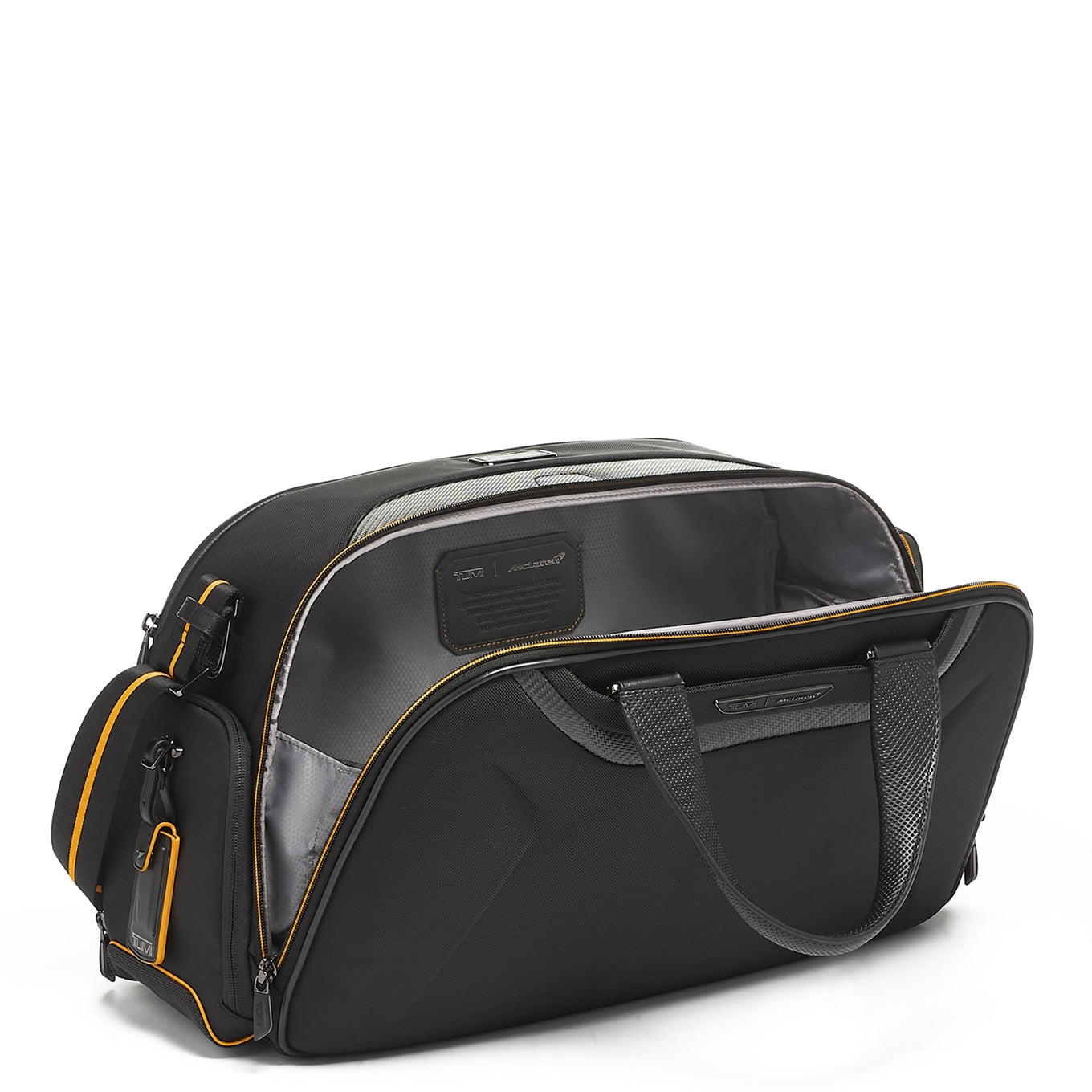 Tumi McLaren Quantum Duffel schwarze Wochenendtasche