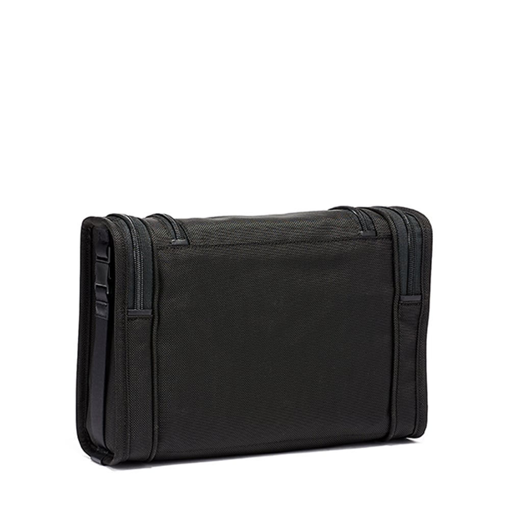 TUMI Alpha Hanging Travel Kit black