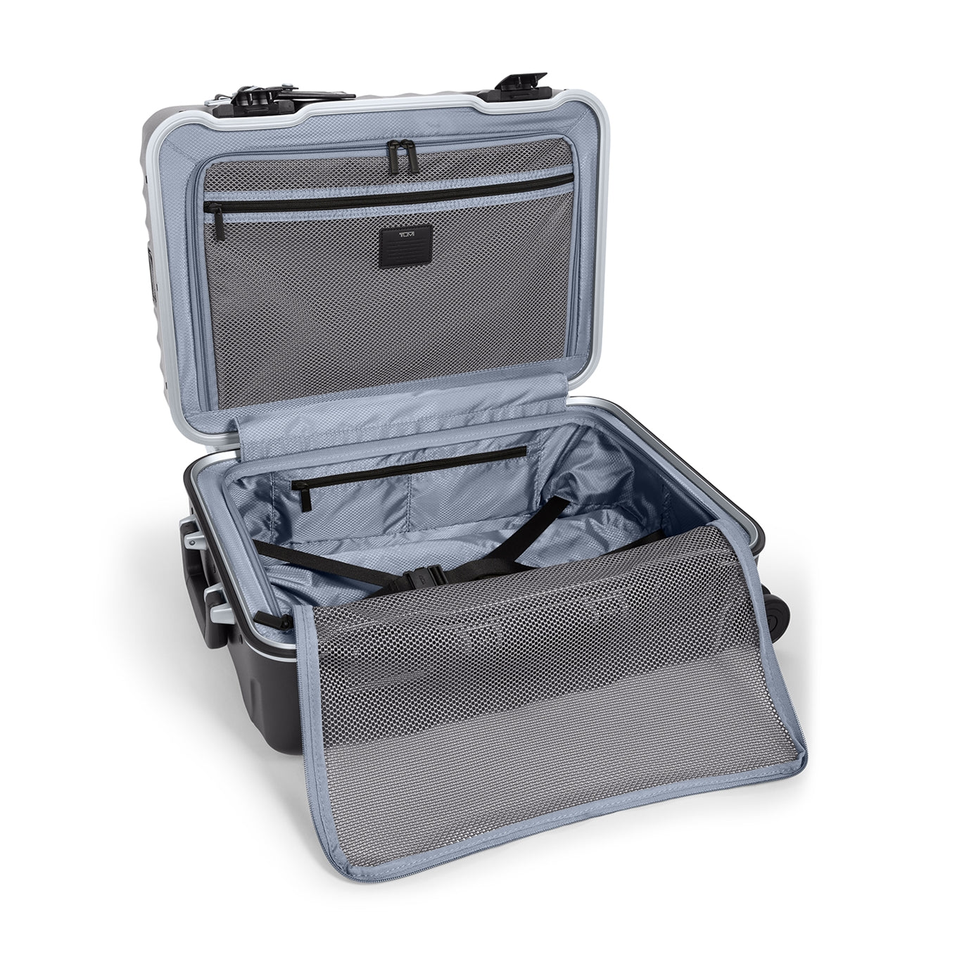TUMI 19 Degree Frame Intl Wheel C/O black texture