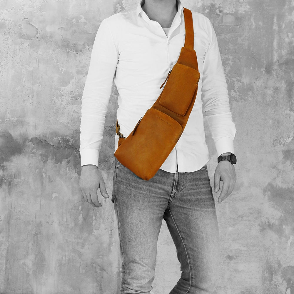 The Chesterfield Brand Logan Crossbody Rugzak brown