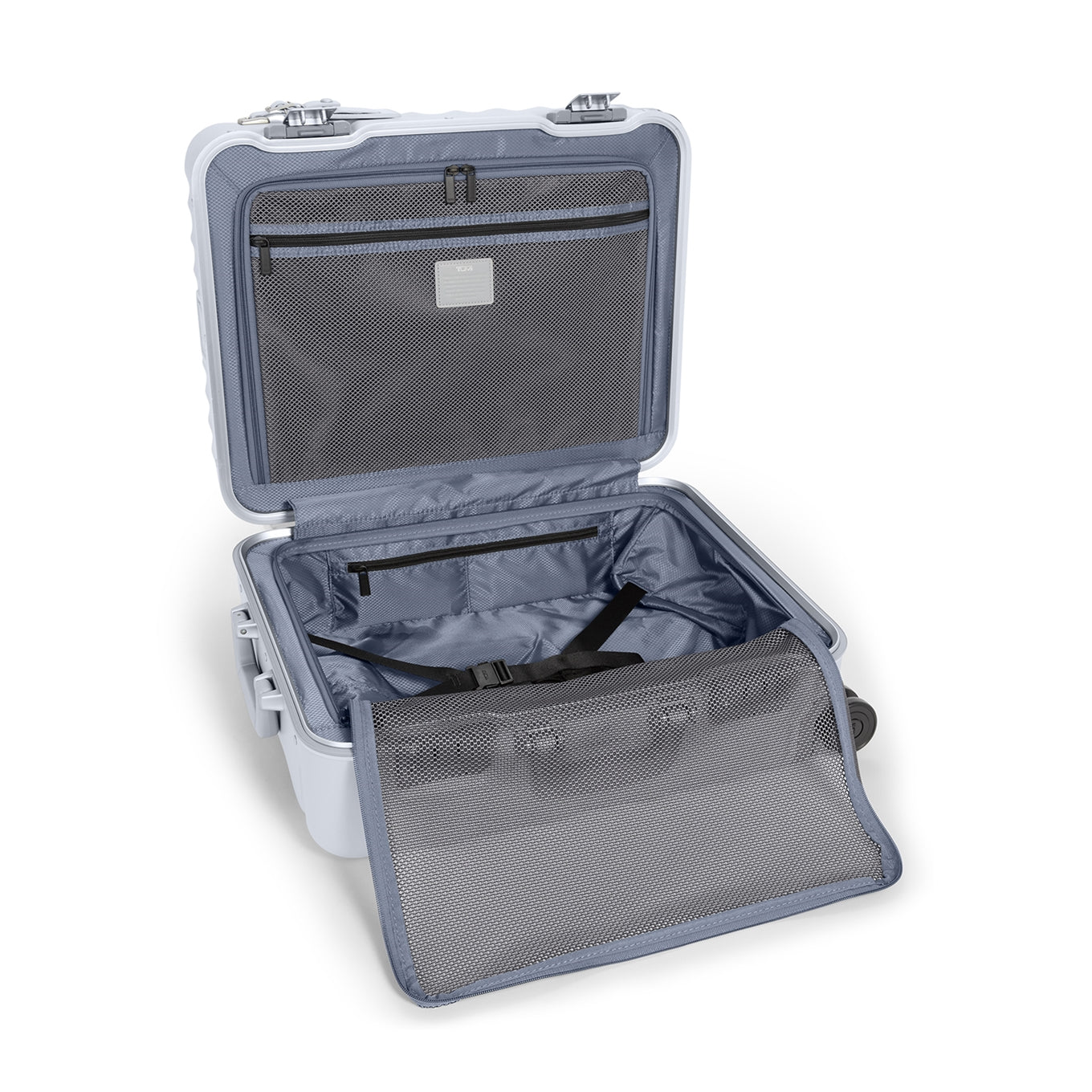 TUMI 19 Degree Frame Contl 4 Whl C/O pearl grey texture