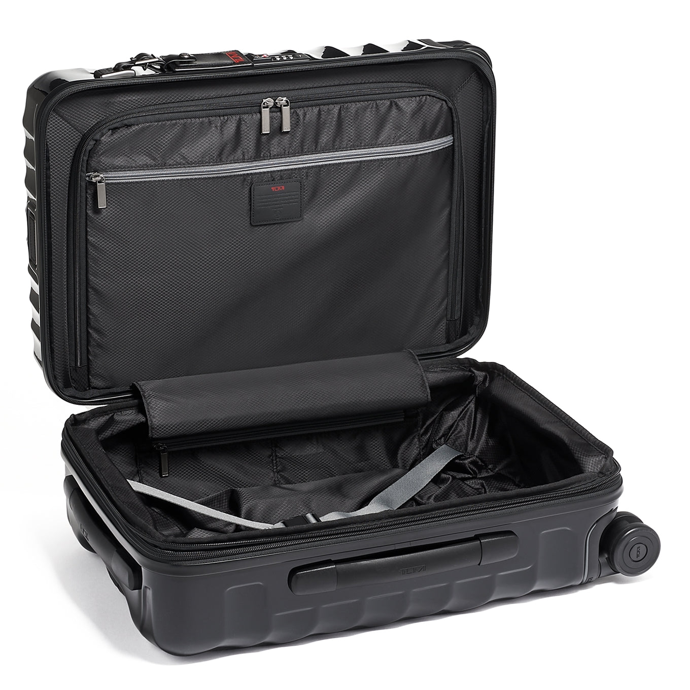 TUMI 19 Degree International Expandable 4 Wheel Trolley black