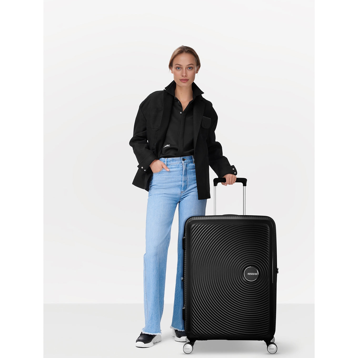 American Tourister Soundbox Spinner 67 Expandable bass black Hard case
