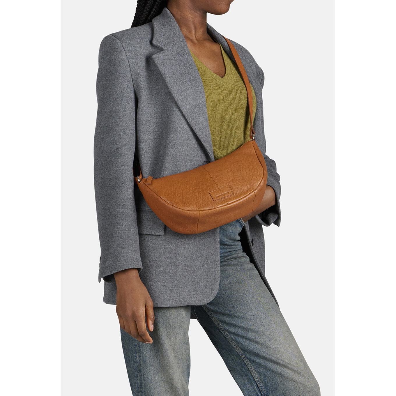 Burkely Soft Skylar Crossbody Round Bag cognac Women's bag