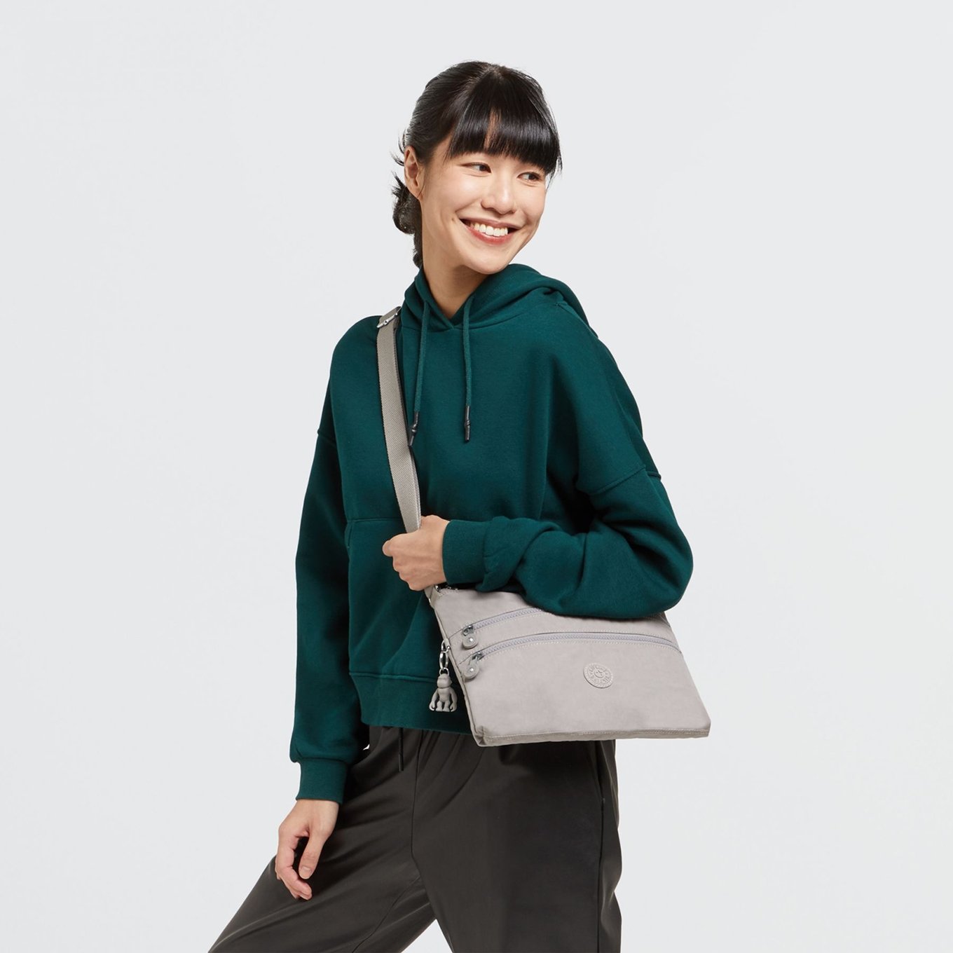 Kipling Alvar Grau Gris Damentasche