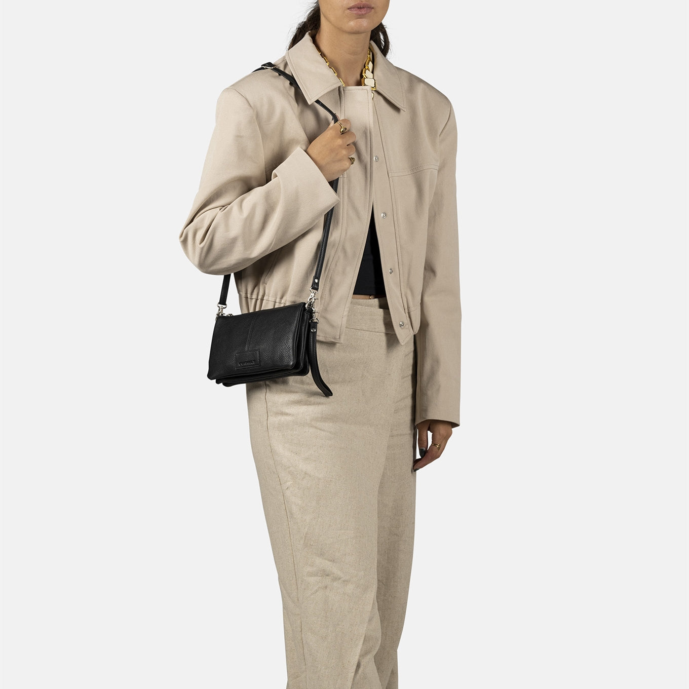 Burkely Soft Skylar Triple Pocket Zip black Women's bag